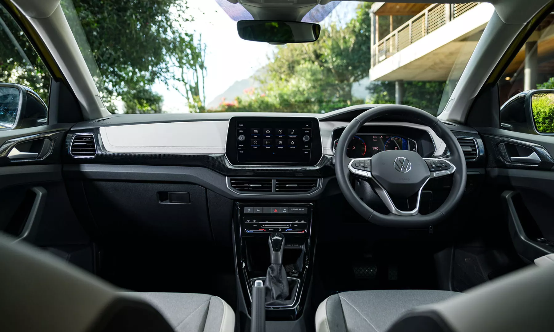 VOLKSWAGEN T-CROSS - News Car - Rwanda